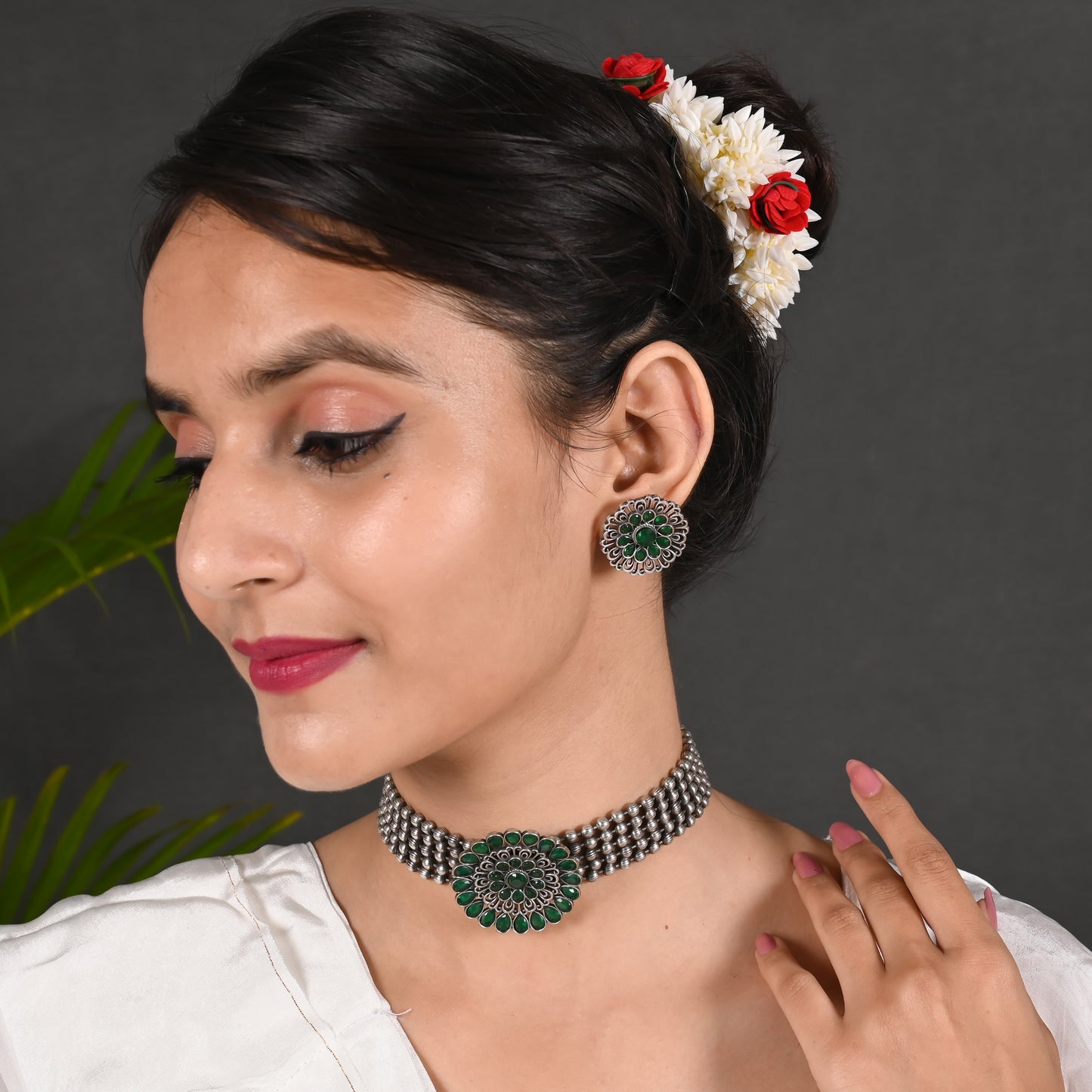 Tanusha Jewels Stunning Matte Looking Floral Choker Jewel Set (1Choker & 1Earing)