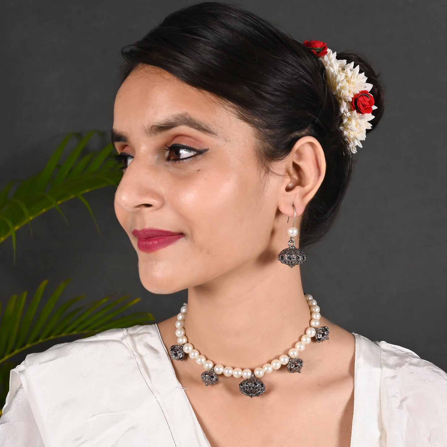 Tanusha Jewels Oxidised Pearl Beaded Necklace & Earing Set For Womens