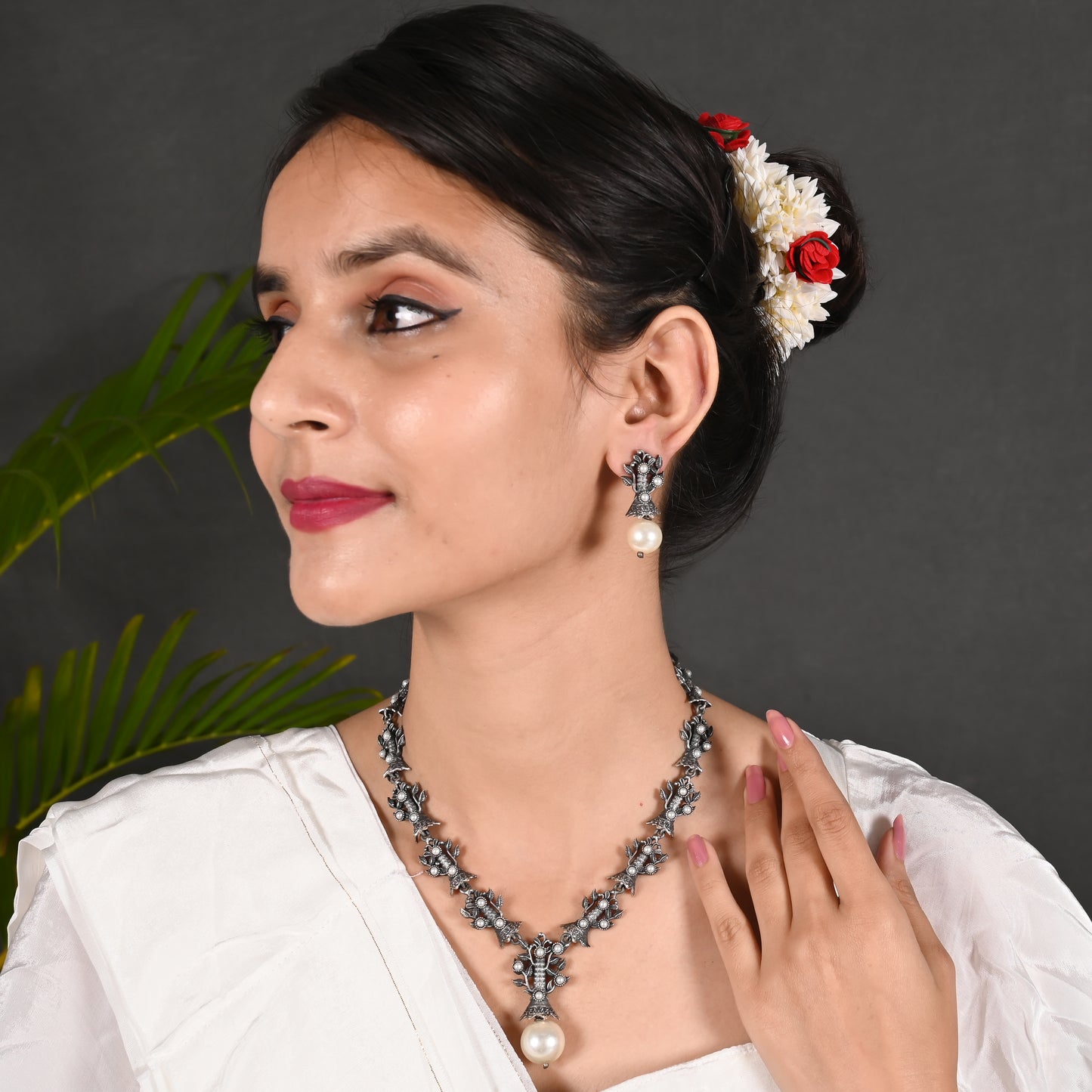 Tanusha Jewels Stunning Oxidised Looking V-Shape Necklace Set (1Necklace & 1Earing)